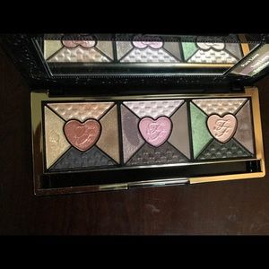 Too faced love